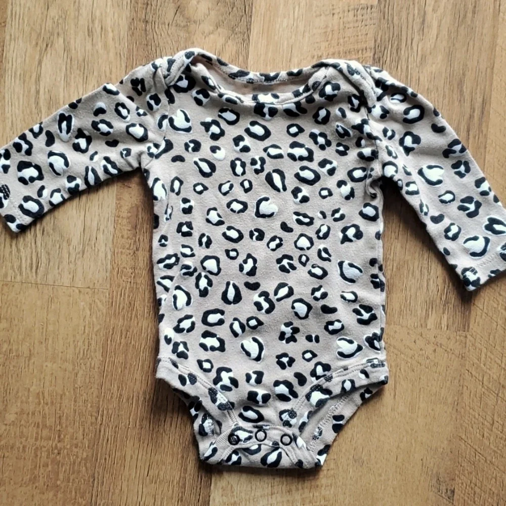 4‎ Piece Girls Animal Love- Cat footie, 2 Cheetah onesies, Monkey Jumper 6M